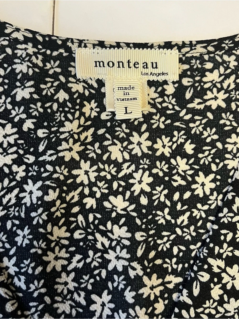 Womens Blouse Black & White Floral Tie Waist Flutter Sleeve Peplum Faux Wrap L